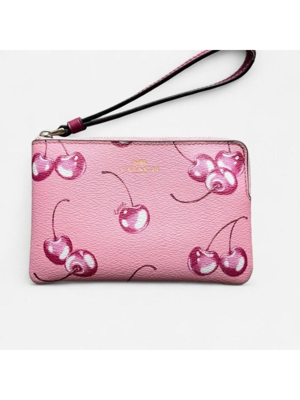 Coach Cherry Print Corner Zip Wallet Luxury Dainty Feminine Girly Collectible